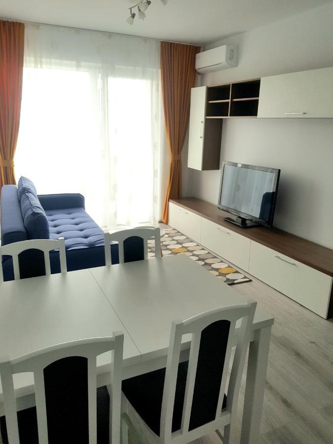 Happyhome Central Deluxe Apartments Oradea Exterior foto